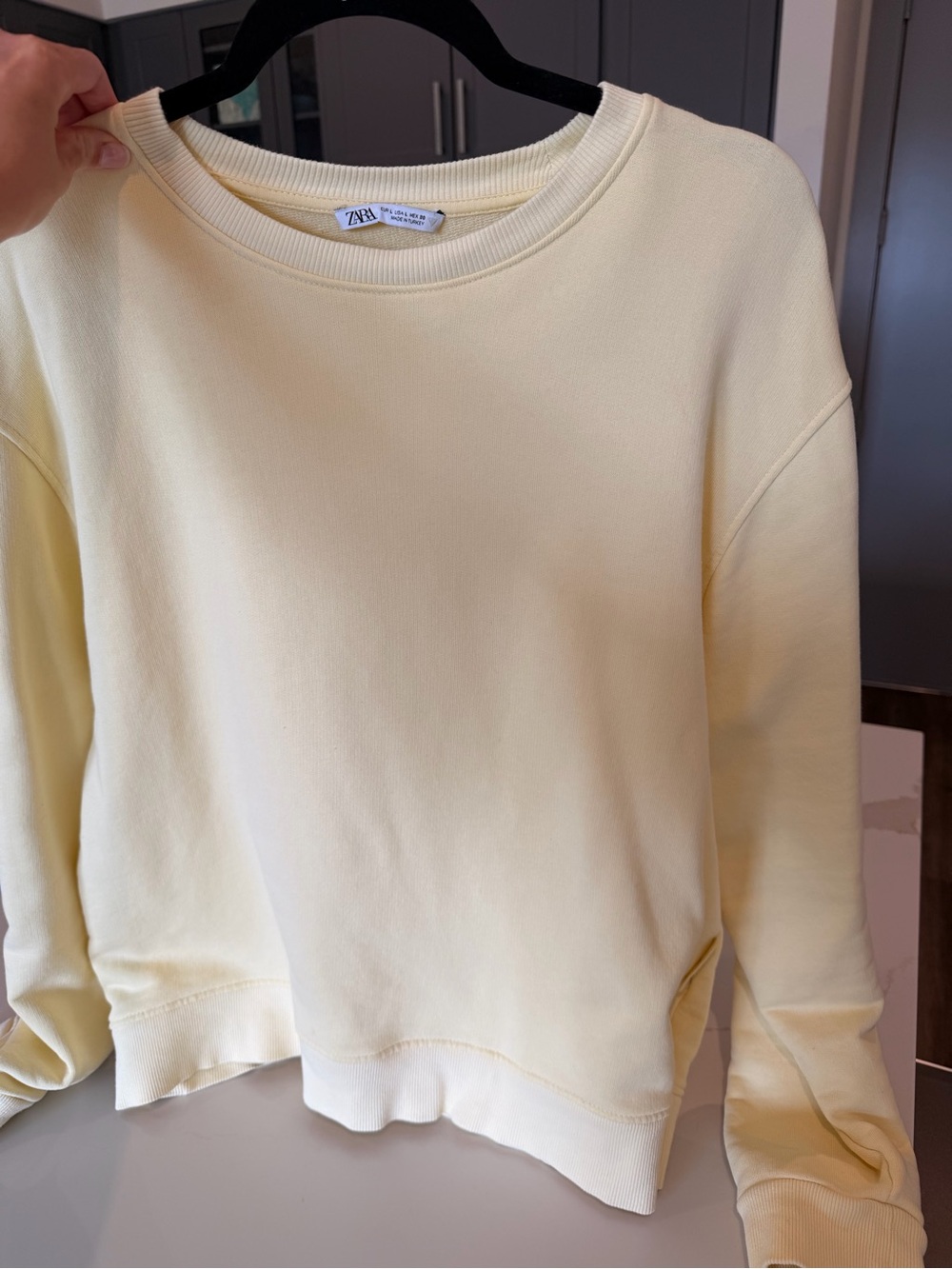 Zara Light Yellow Crewneck Sweatshirt pretty butter yellow!